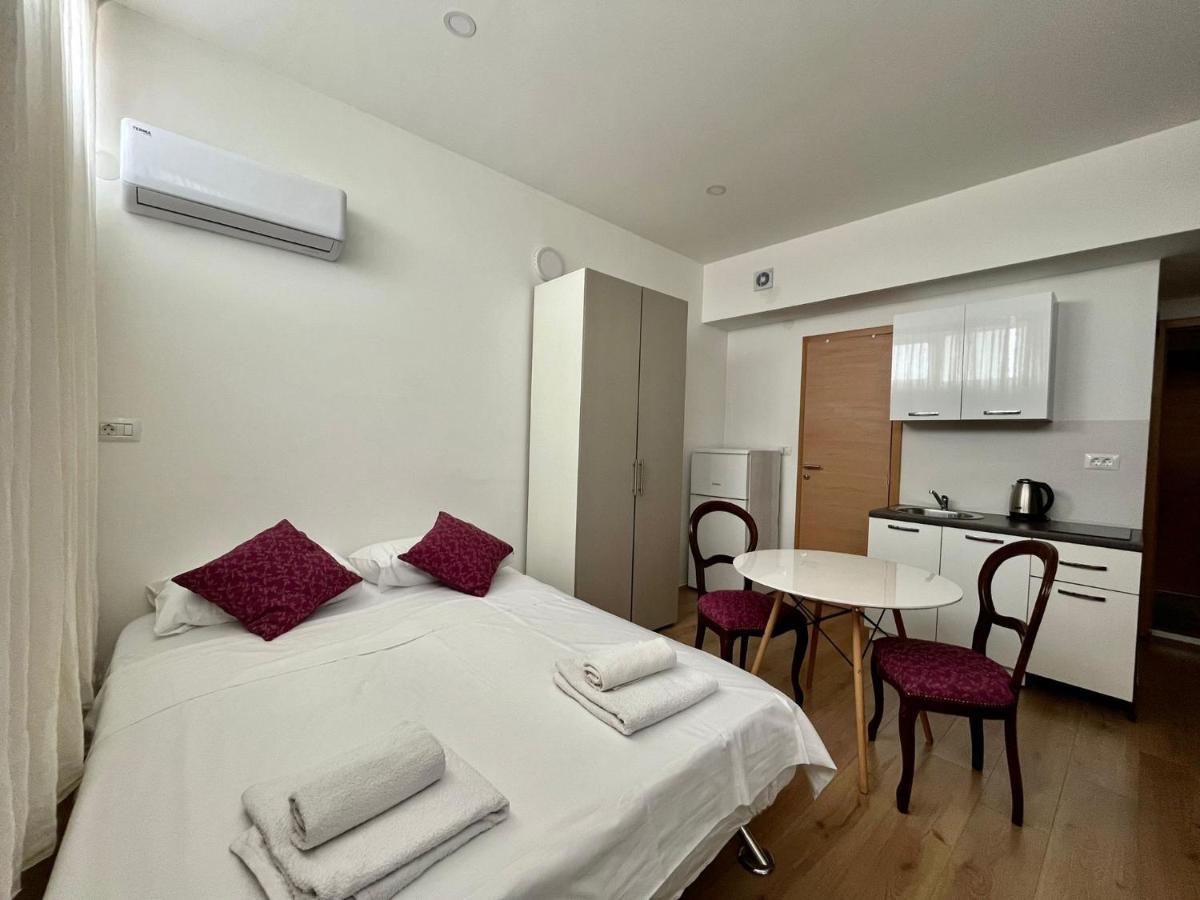 Apartmani Roza Pula Ngoại thất bức ảnh